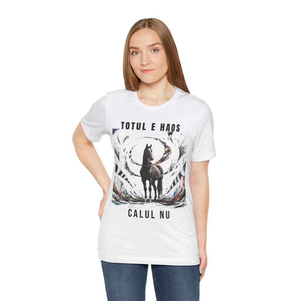 Tricou edgy cu Cai 'Totul e haos, calul nu'