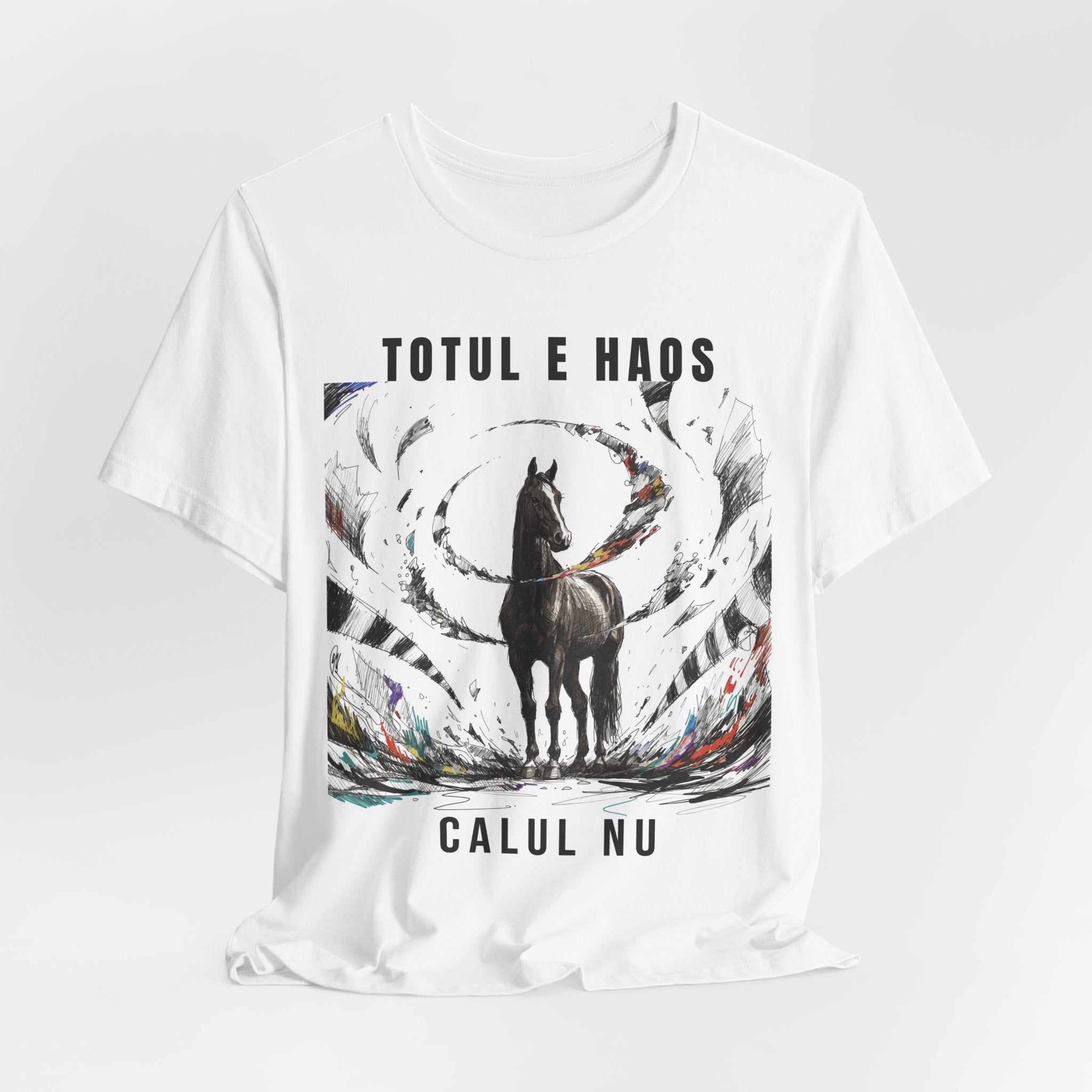 Tricou edgy cu Cai 'Totul e haos, calul nu'